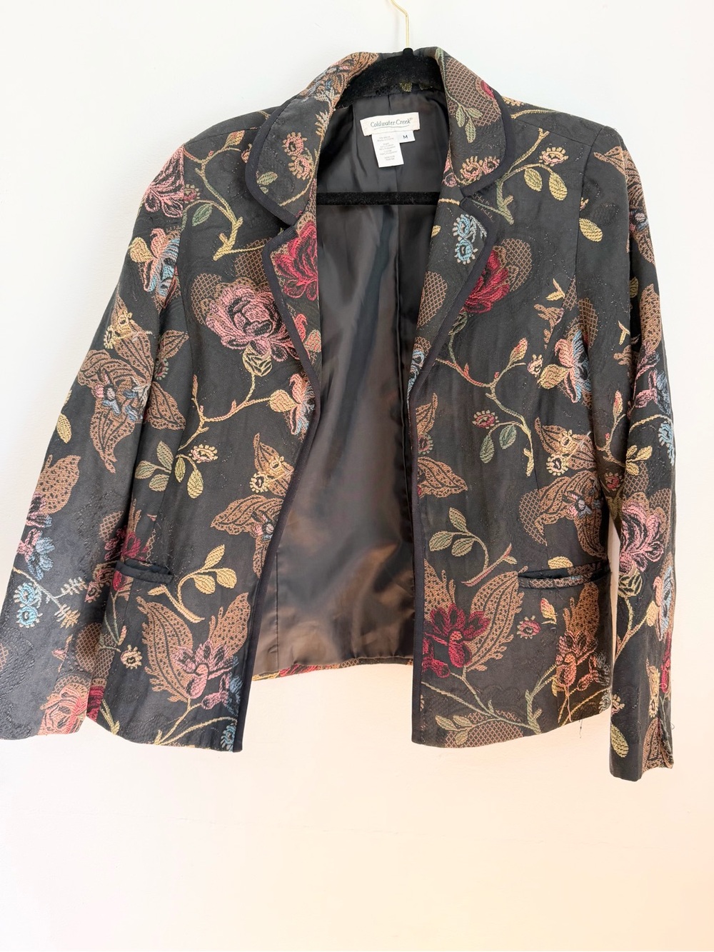 Coldwater creek embroidered blazer size medium floral print